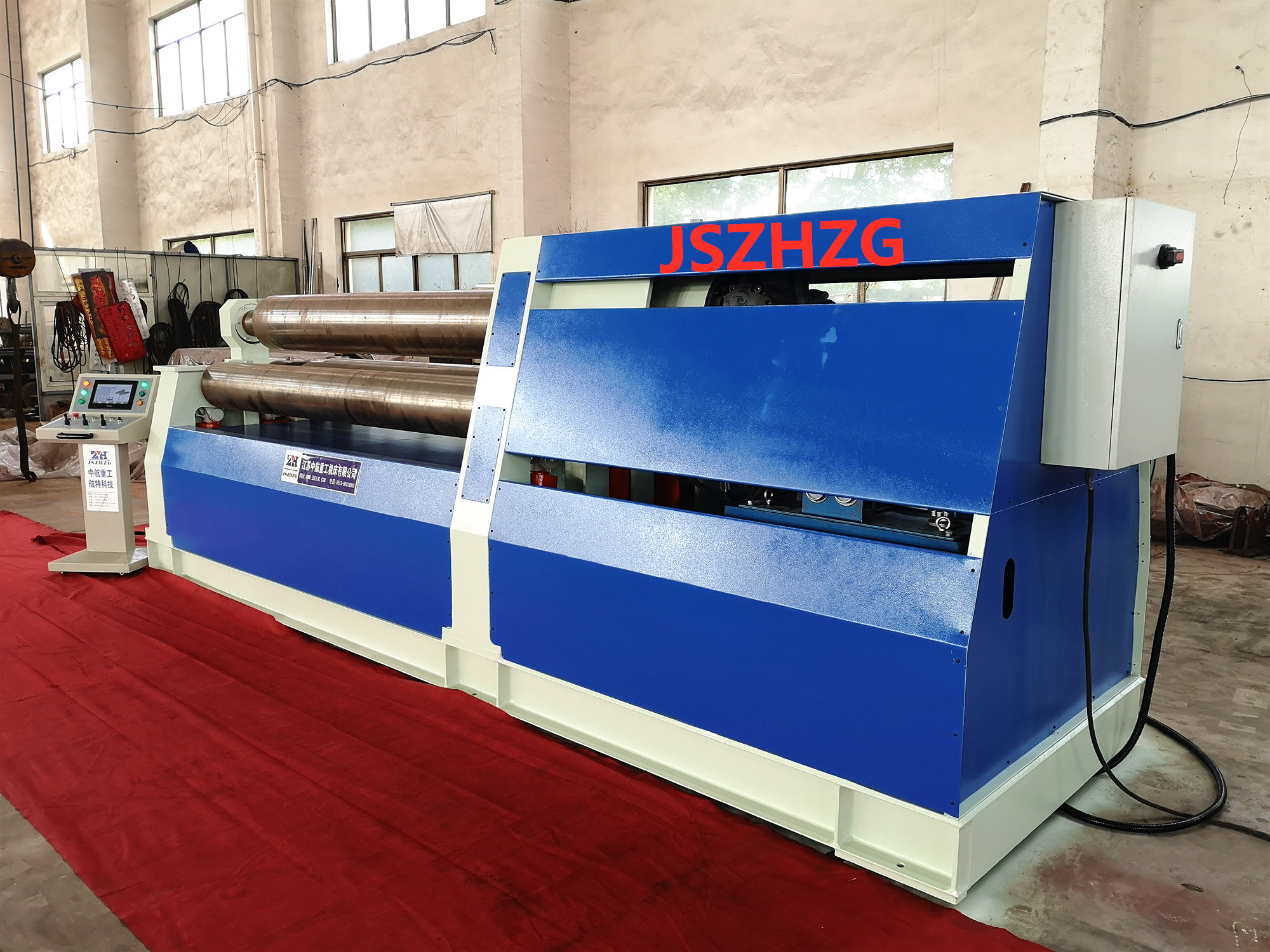 四輥卷板機的突出優(yōu)點有哪些? 四輥卷板機的突出優(yōu)點有哪些?